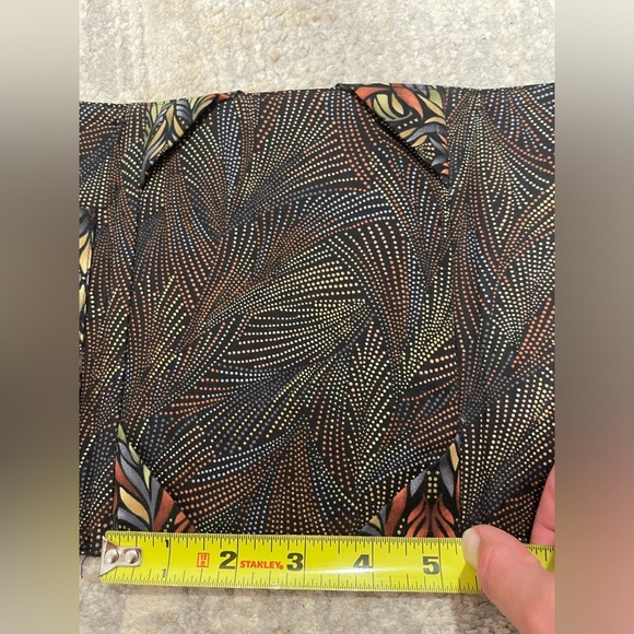 Kindle, IPad or Screen Holder, Velcro Closer, Inside Pocket Travel - Picture 5 of 8